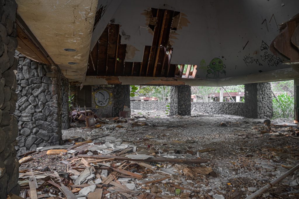 ruins of closed big island hotel restaurant, trespassing exploring