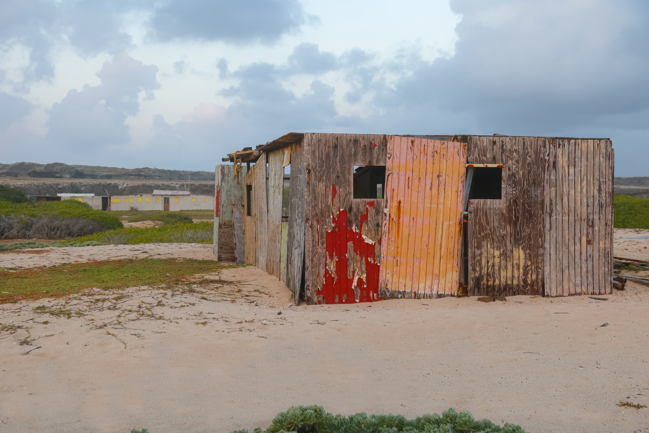 abandoned aruba shipwreck town